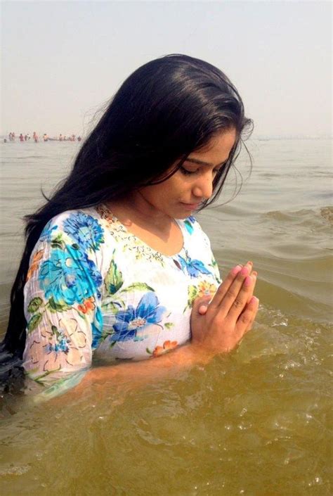 INDIan girl bathing Search